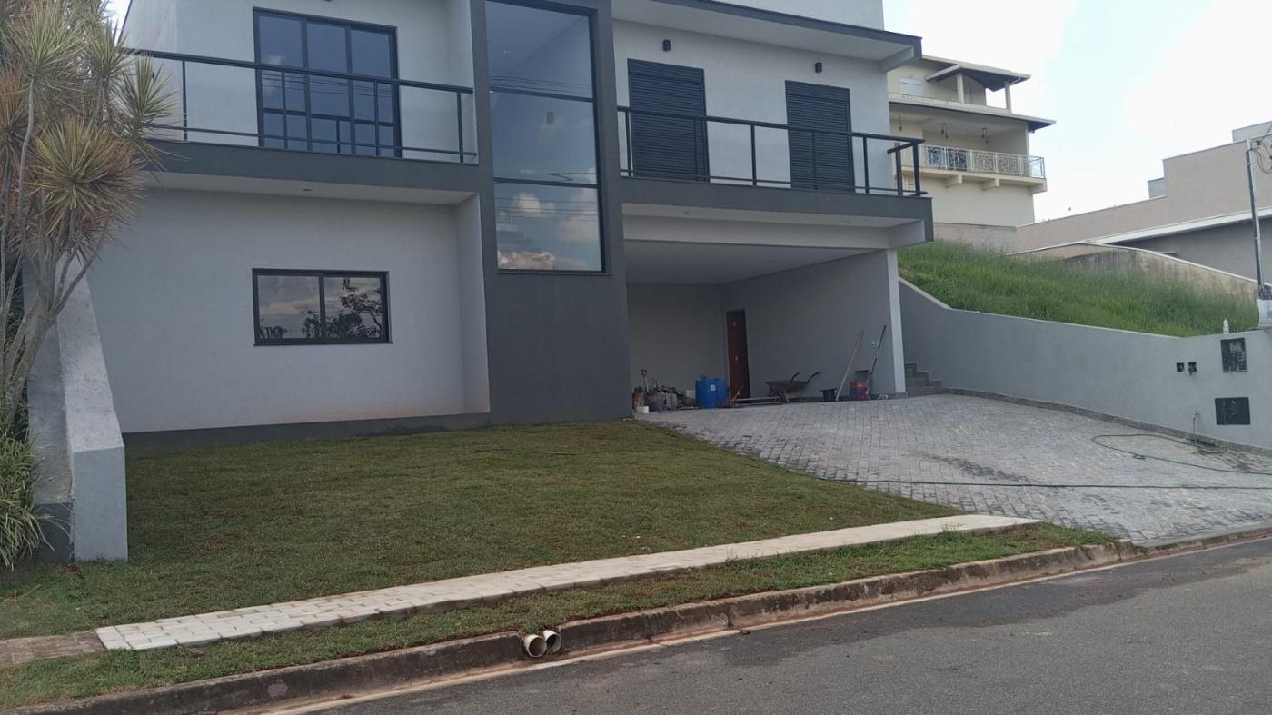 Casa de Condomínio à venda com 3 quartos, 313m² - Foto 1