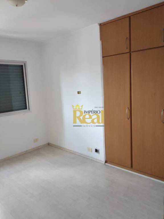 Apartamento para alugar com 4 quartos, 157m² - Foto 9