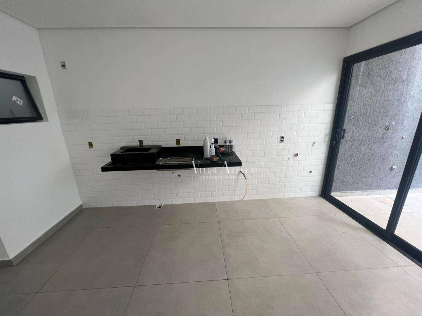 Sobrado à venda com 3 quartos, 143m² - Foto 2