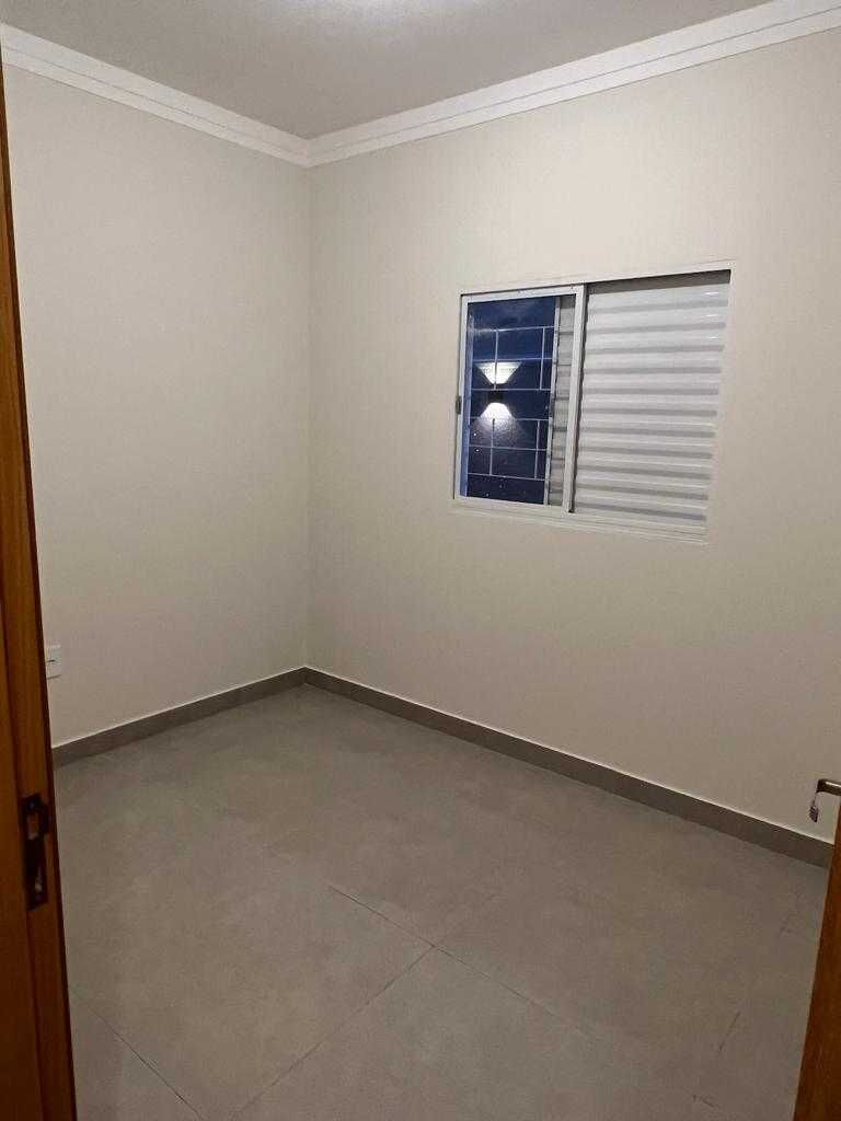 Casa à venda com 2 quartos, 160m² - Foto 3