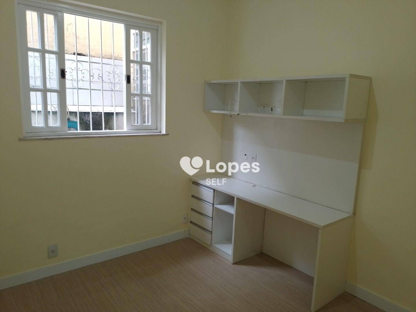 Casa à venda com 3 quartos, 100m² - Foto 6