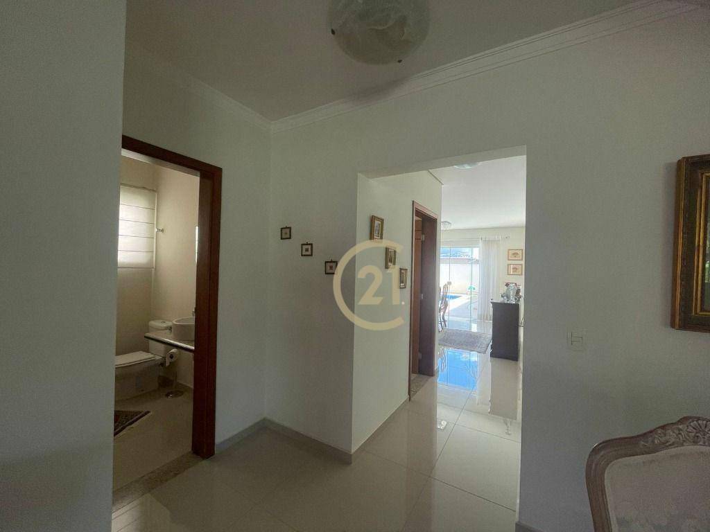 Casa de Condomínio à venda com 4 quartos, 301m² - Foto 18