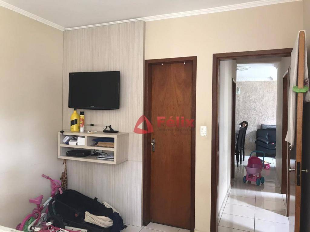 Apartamento à venda com 3 quartos, 77m² - Foto 5