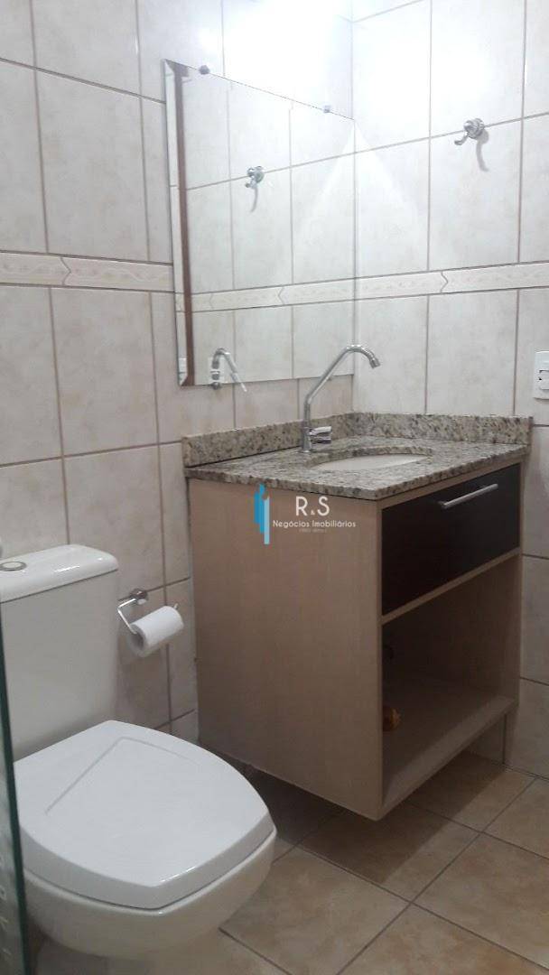 Casa à venda com 3 quartos, 195m² - Foto 16