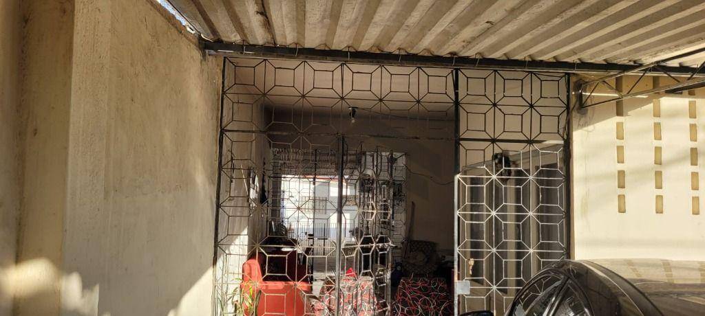 Casa, 3 quartos, 238 m² - Foto 3