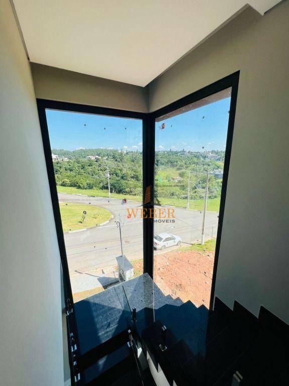 Sobrado à venda com 3 quartos, 271m² - Foto 2