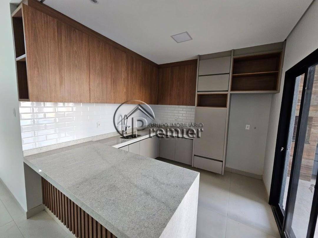 Casa à venda com 3 quartos, 185m² - Foto 14