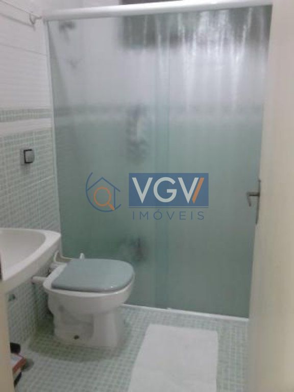 Casa à venda com 3 quartos, 140m² - Foto 8