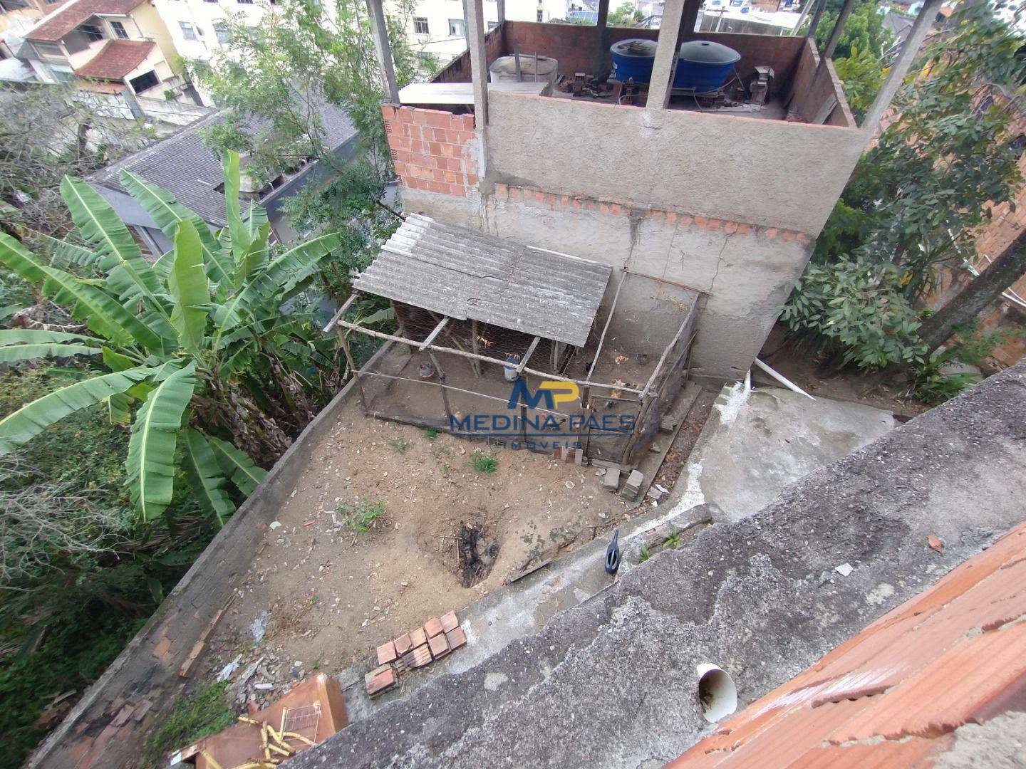 Casa à venda com 4 quartos, 100m² - Foto 45