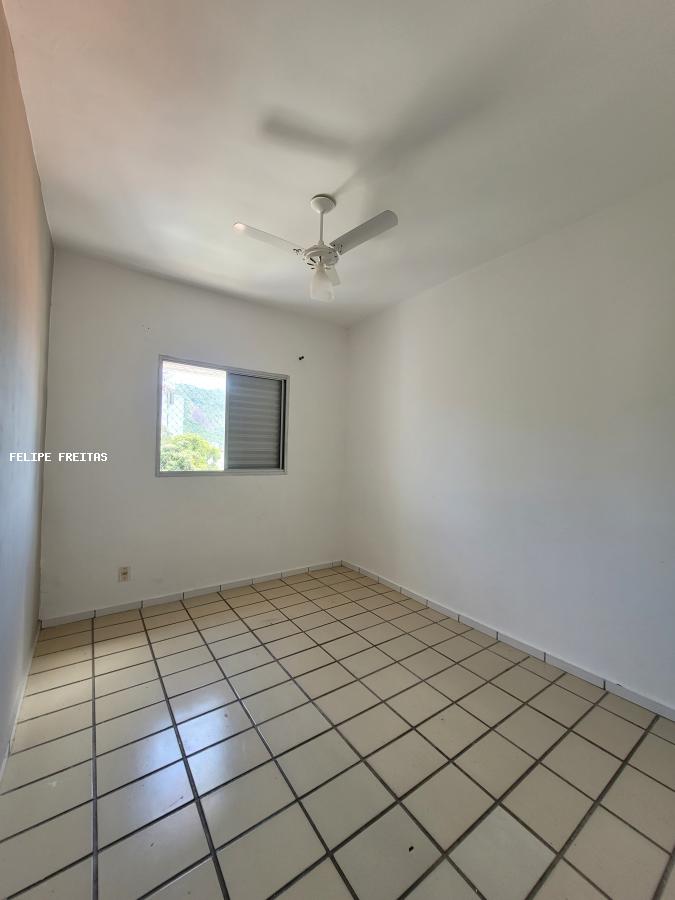 Apartamento à venda com 3 quartos, 76m² - Foto 17