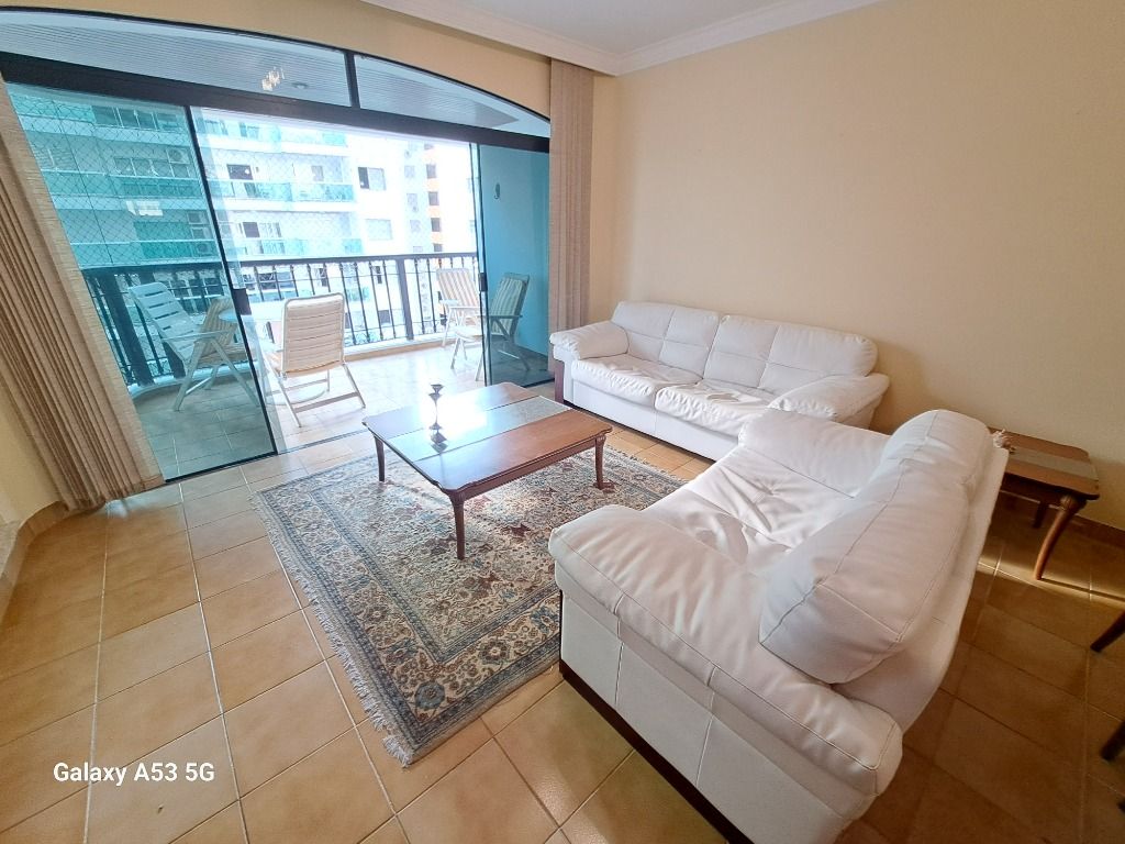 Apartamento à venda com 3 quartos, 160m² - Foto 2