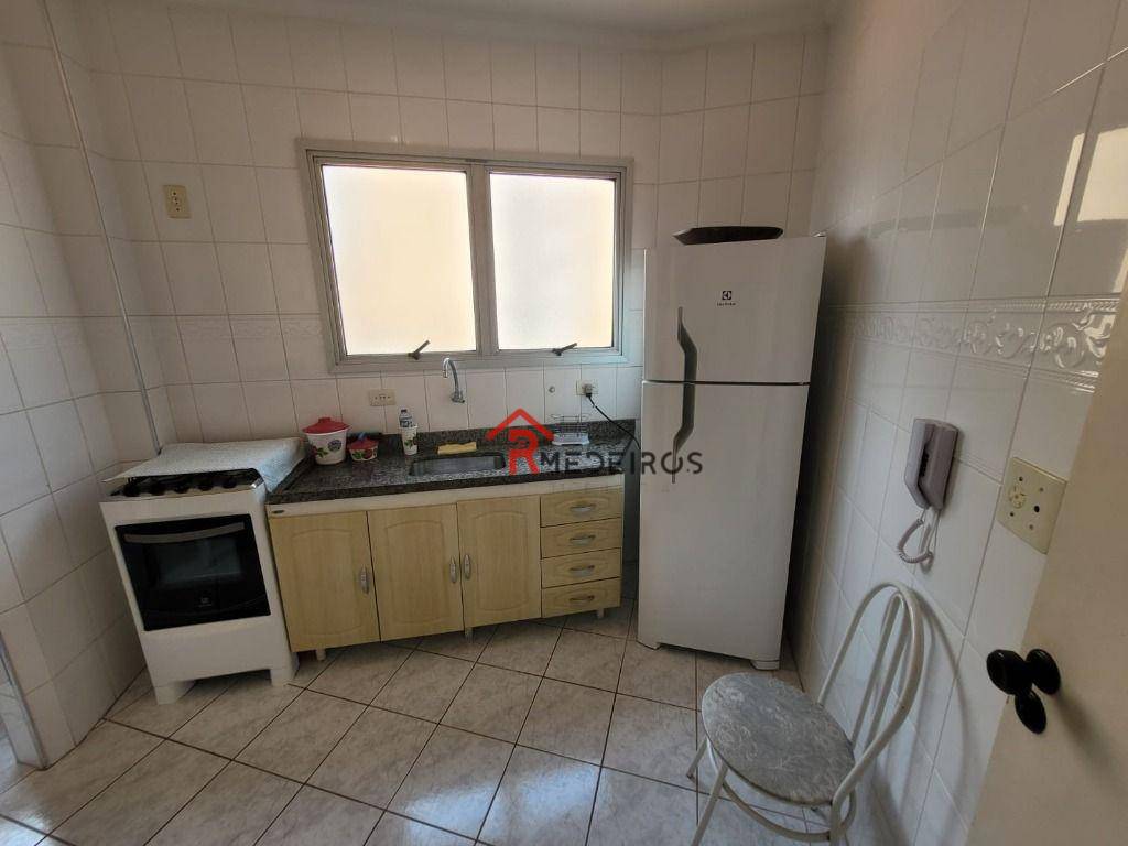 Apartamento à venda com 2 quartos, 77m² - Foto 6