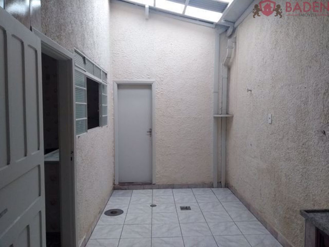 Casa à venda com 4 quartos, 150m² - Foto 20