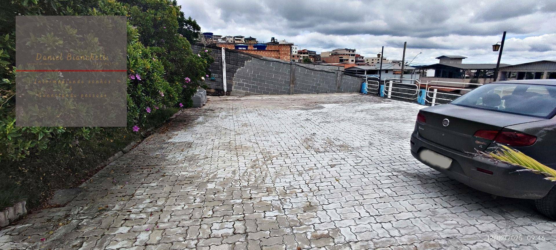 Casa à venda com 6 quartos, 650m² - Foto 15