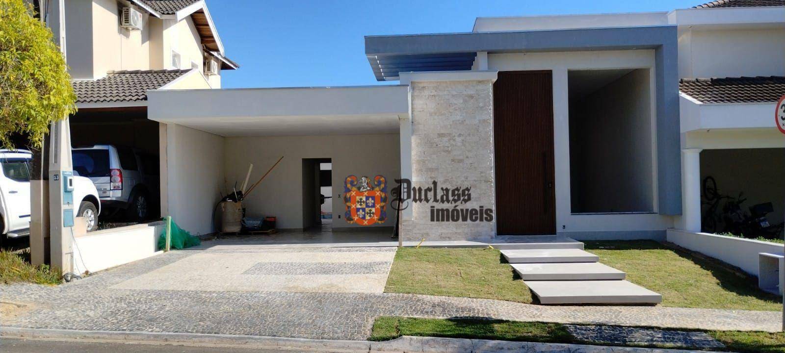 Casa de Condomínio à venda com 4 quartos, 230m² - Foto 1