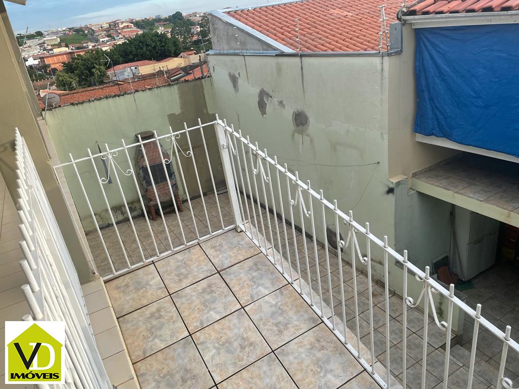 Casa à venda com 2 quartos, 68m² - Foto 5