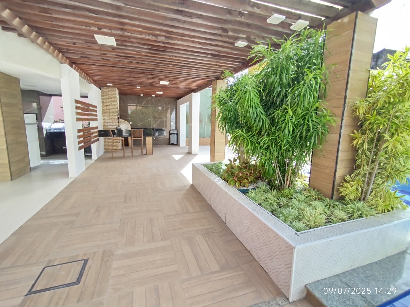 Apartamento para alugar com 3 quartos, 131m² - Foto 10