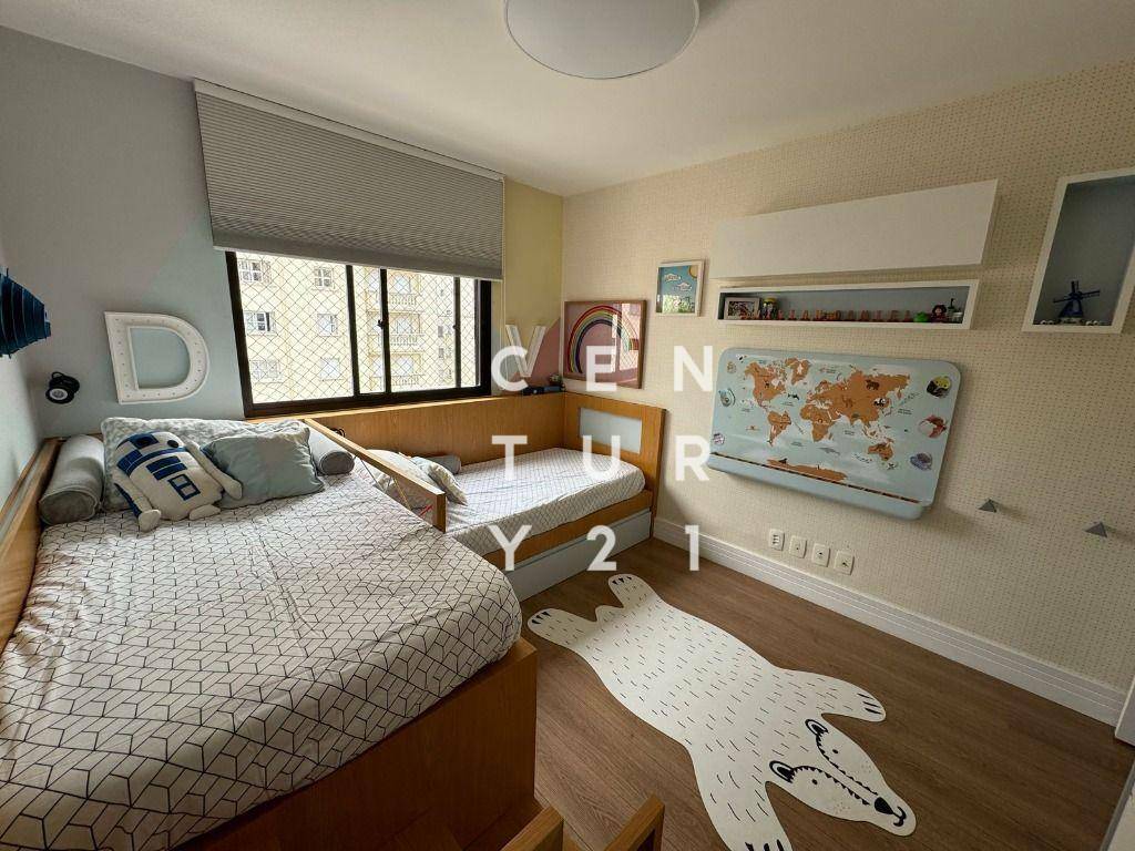 Apartamento à venda com 3 quartos, 149m² - Foto 4