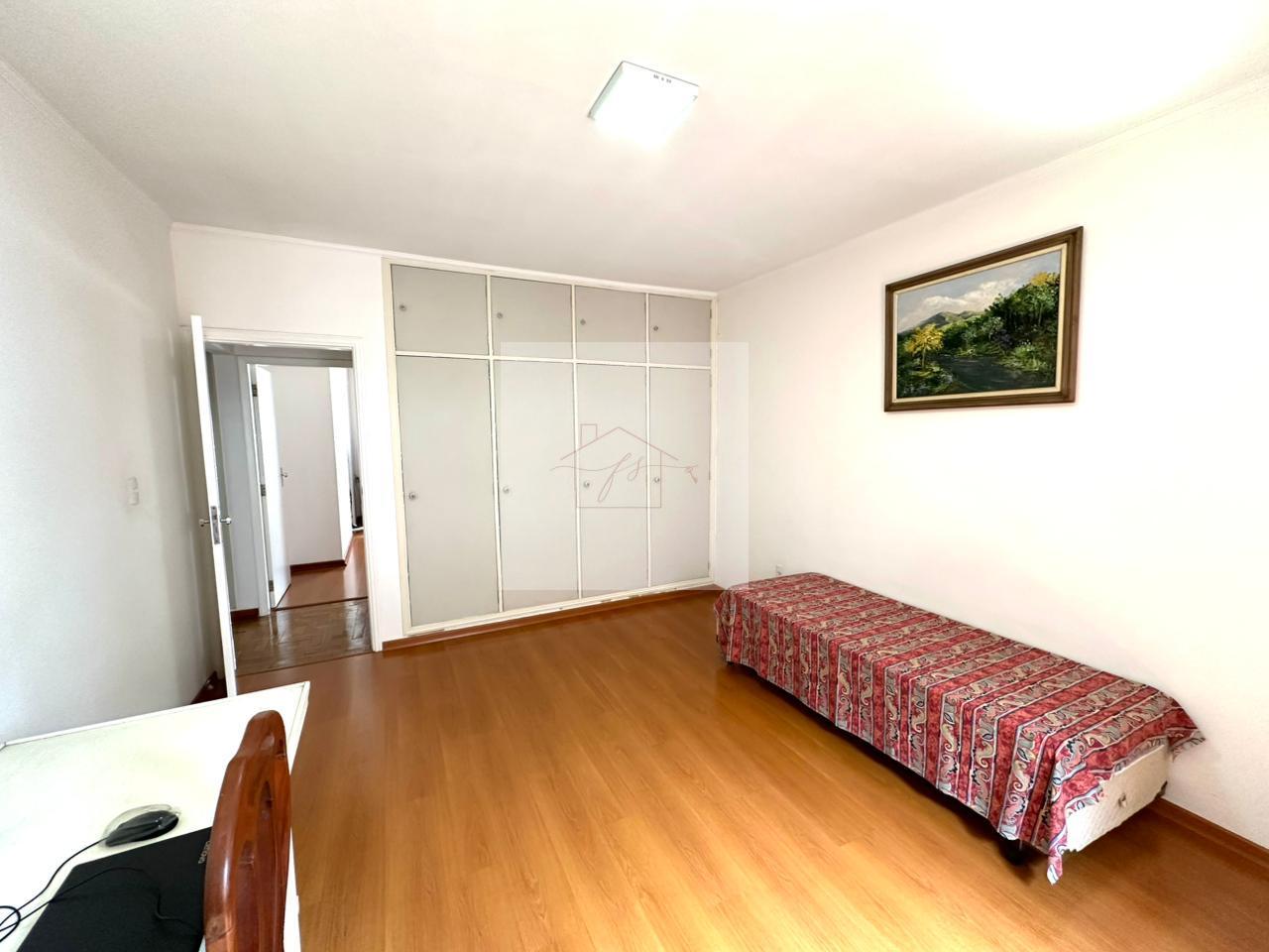 Casa à venda com 3 quartos, 263m² - Foto 14