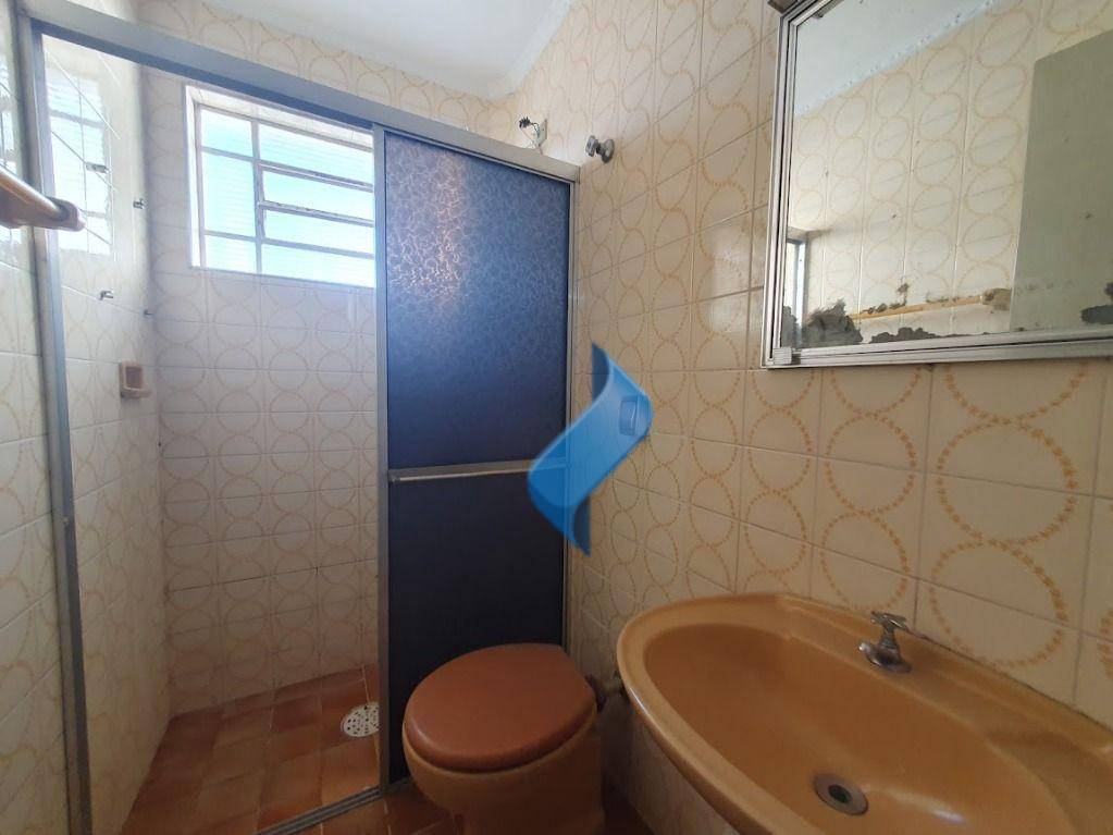 Apartamento para alugar com 2 quartos, 61m² - Foto 12