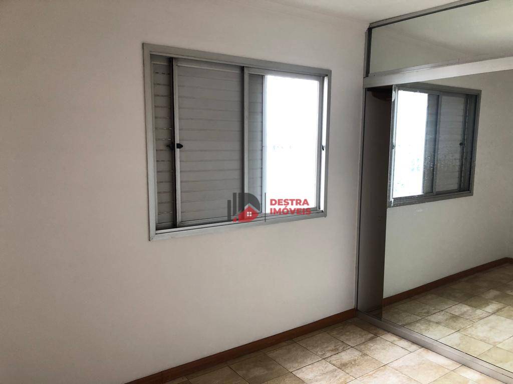 Apartamento à venda com 3 quartos, 76m² - Foto 28