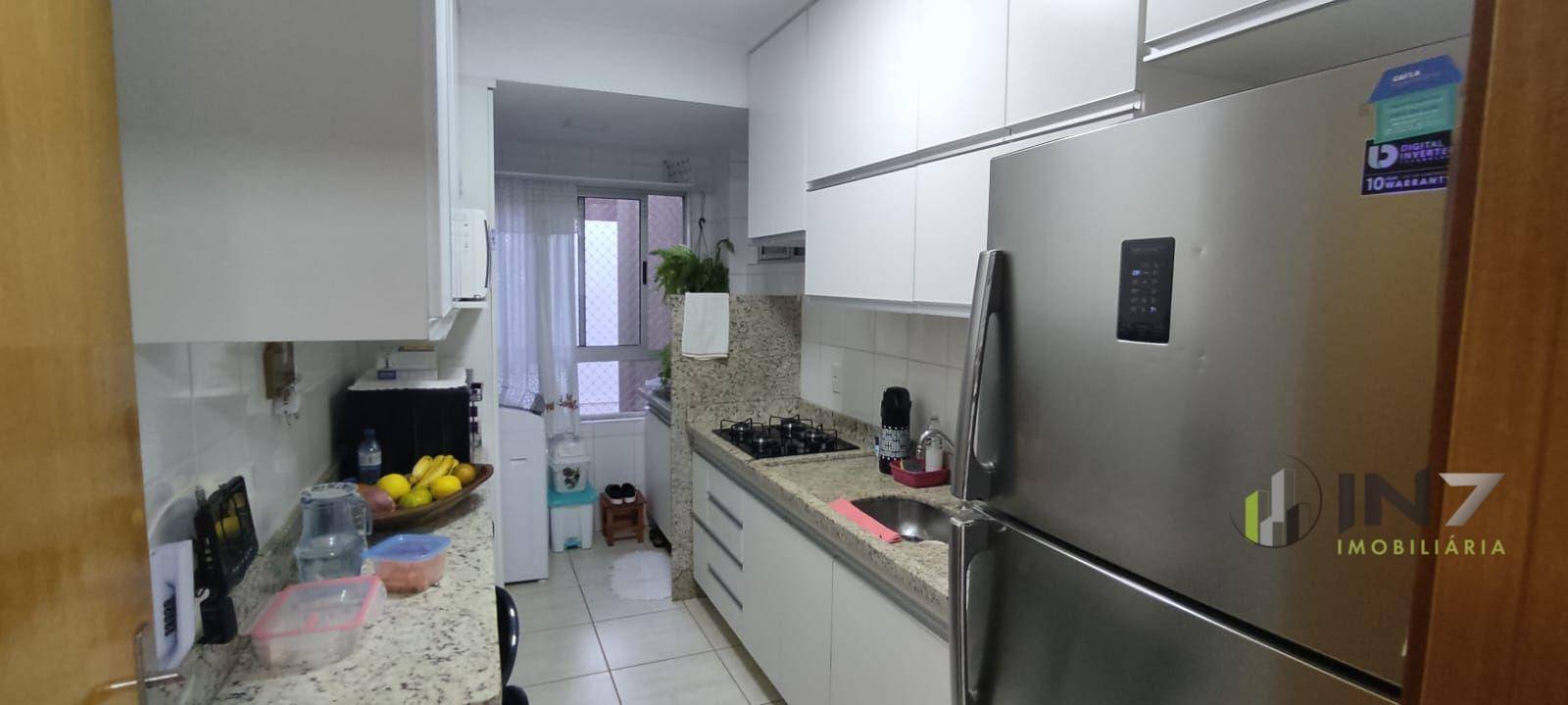 Apartamento à venda com 3 quartos, 98m² - Foto 4