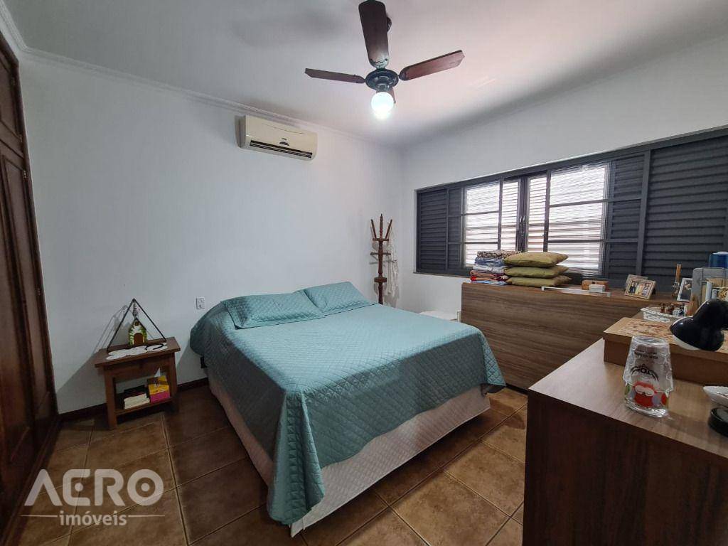 Casa à venda com 3 quartos, 280m² - Foto 19