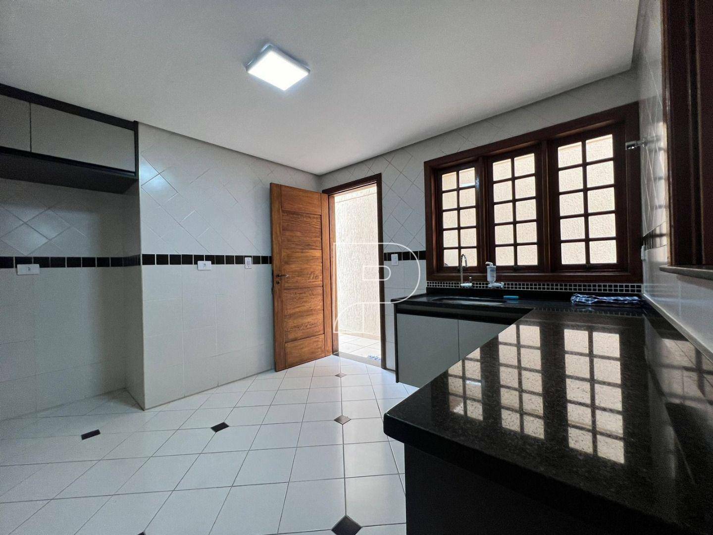 Casa à venda com 3 quartos, 170m² - Foto 5