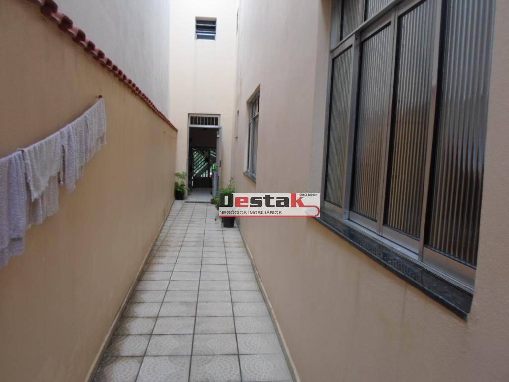 Sobrado à venda com 3 quartos, 1m² - Foto 4