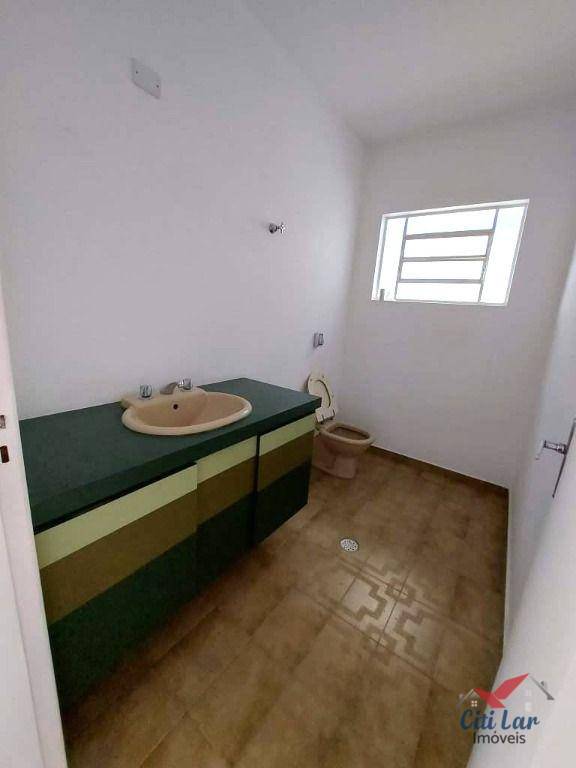 Sobrado à venda e aluguel com 3 quartos, 250m² - Foto 26