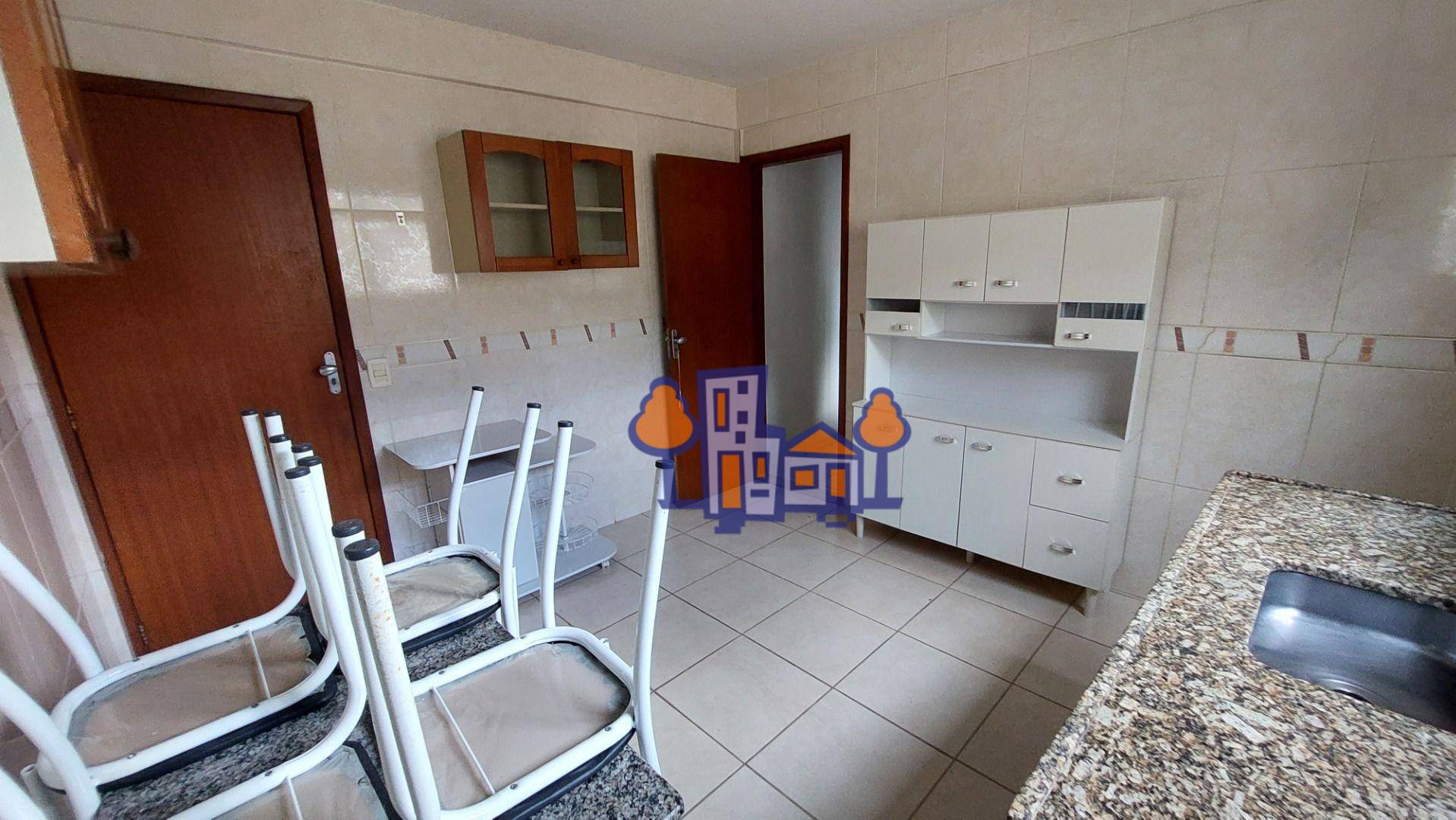 Casa à venda com 5 quartos, 355m² - Foto 59