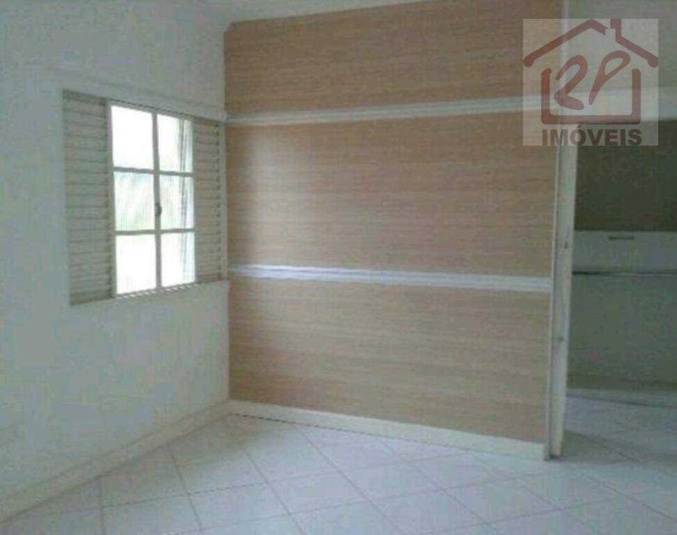 Casa à venda com 3 quartos, 166m² - Foto 3