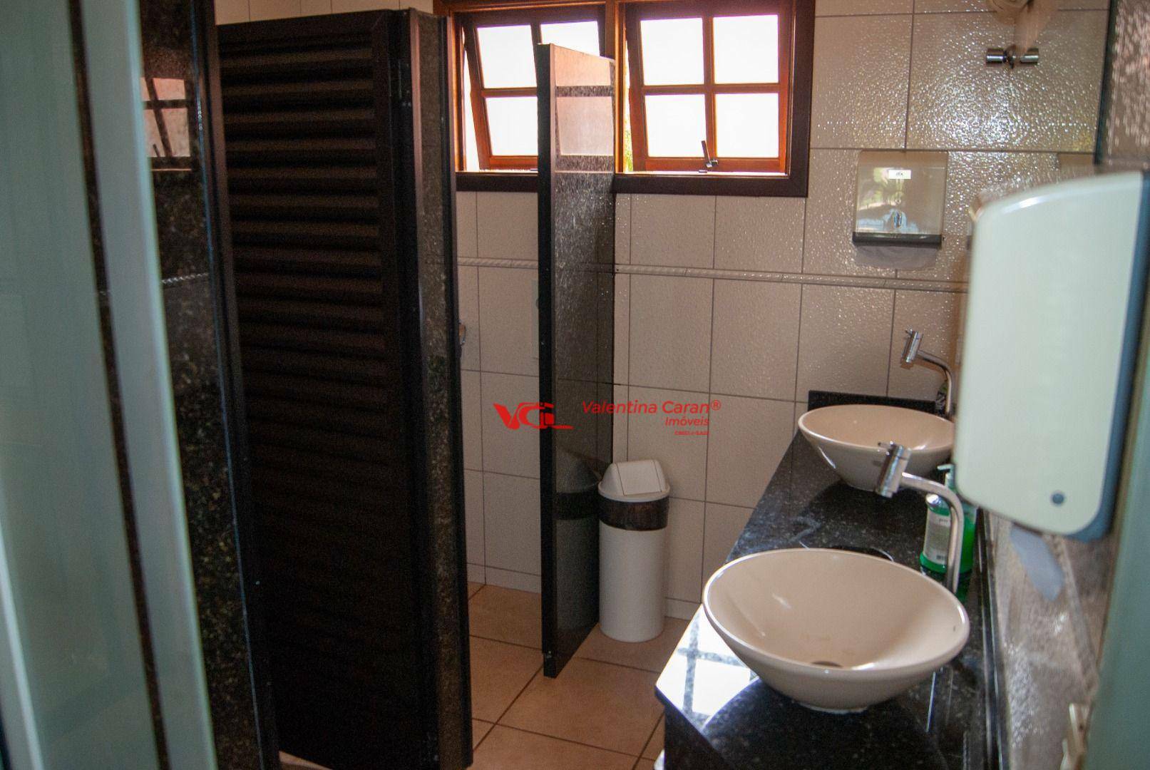 Pousada-Chalé à venda com 10 quartos, 1300m² - Foto 31