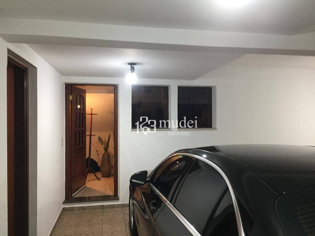 Casa de Condomínio à venda com 4 quartos, 235m² - Foto 19