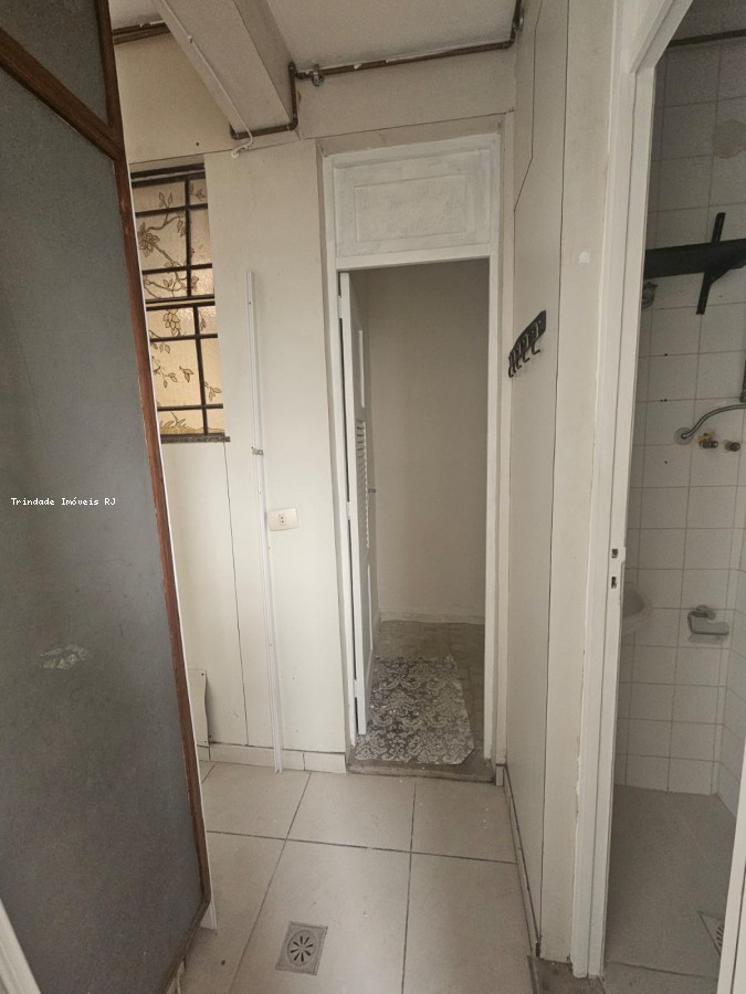 Apartamento para alugar com 4 quartos, 200m² - Foto 25