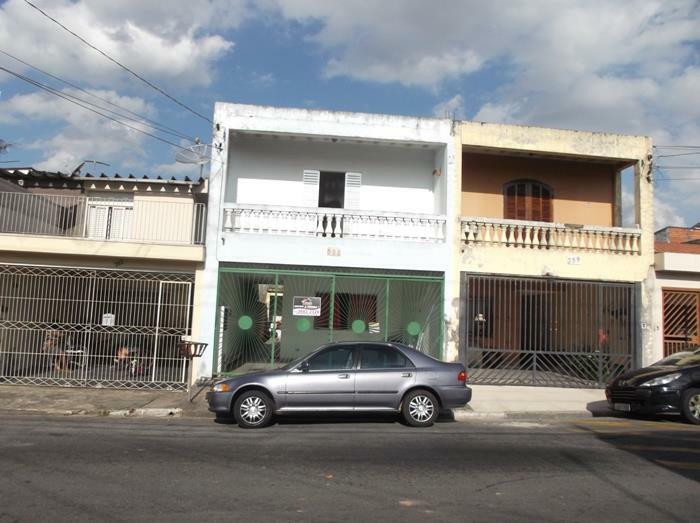 Sobrado à venda com 4 quartos, 189m² - Foto 1