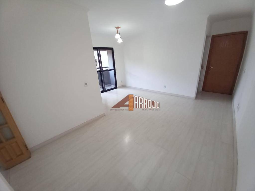 Apartamento à venda com 3 quartos, 70m² - Foto 35