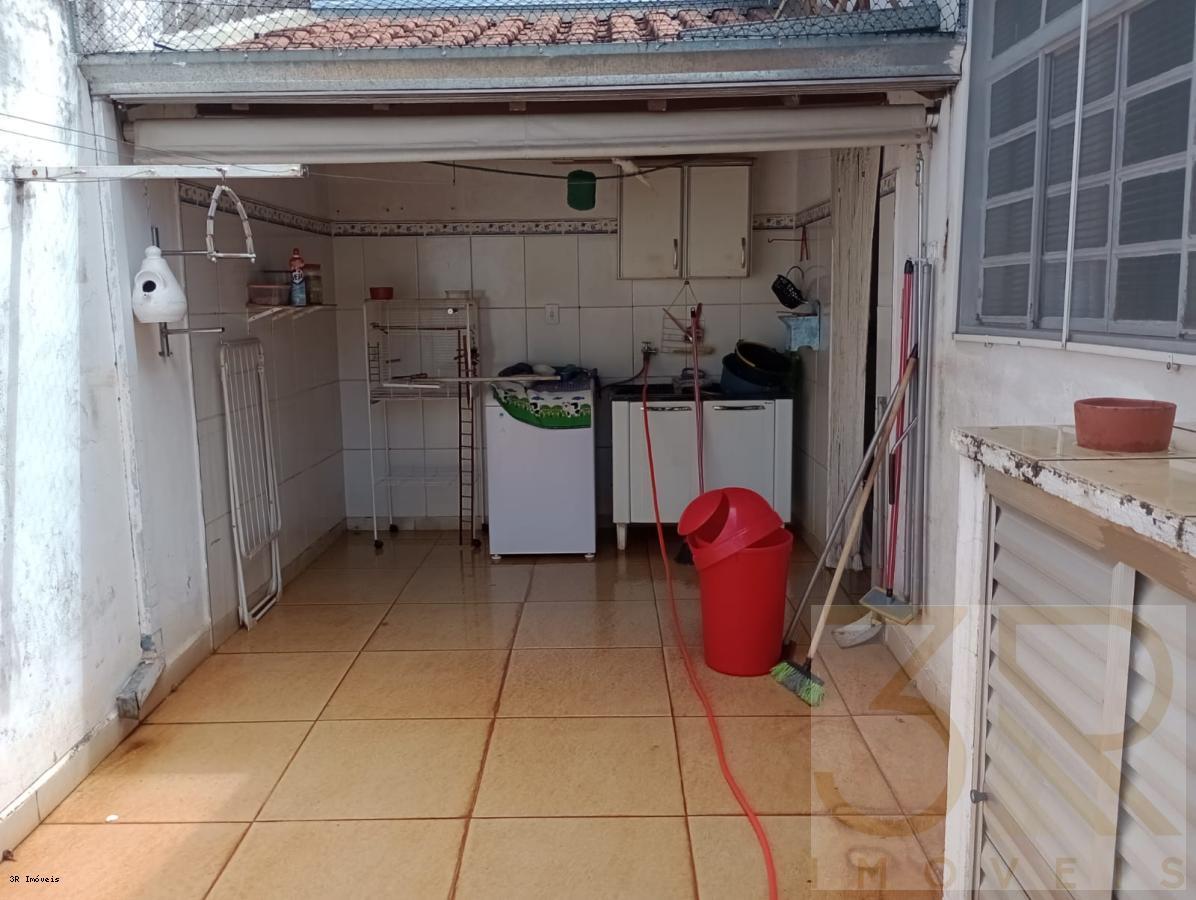 Casa à venda com 2 quartos - Foto 4