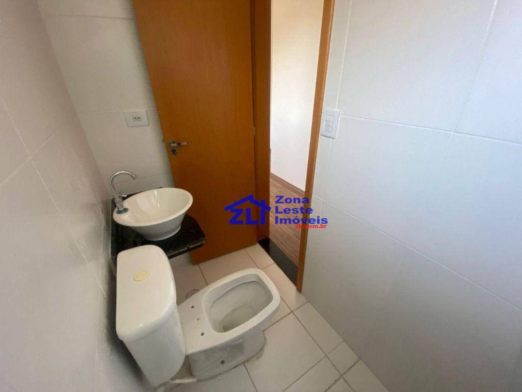 Sobrado para alugar com 2 quartos, 65m² - Foto 2