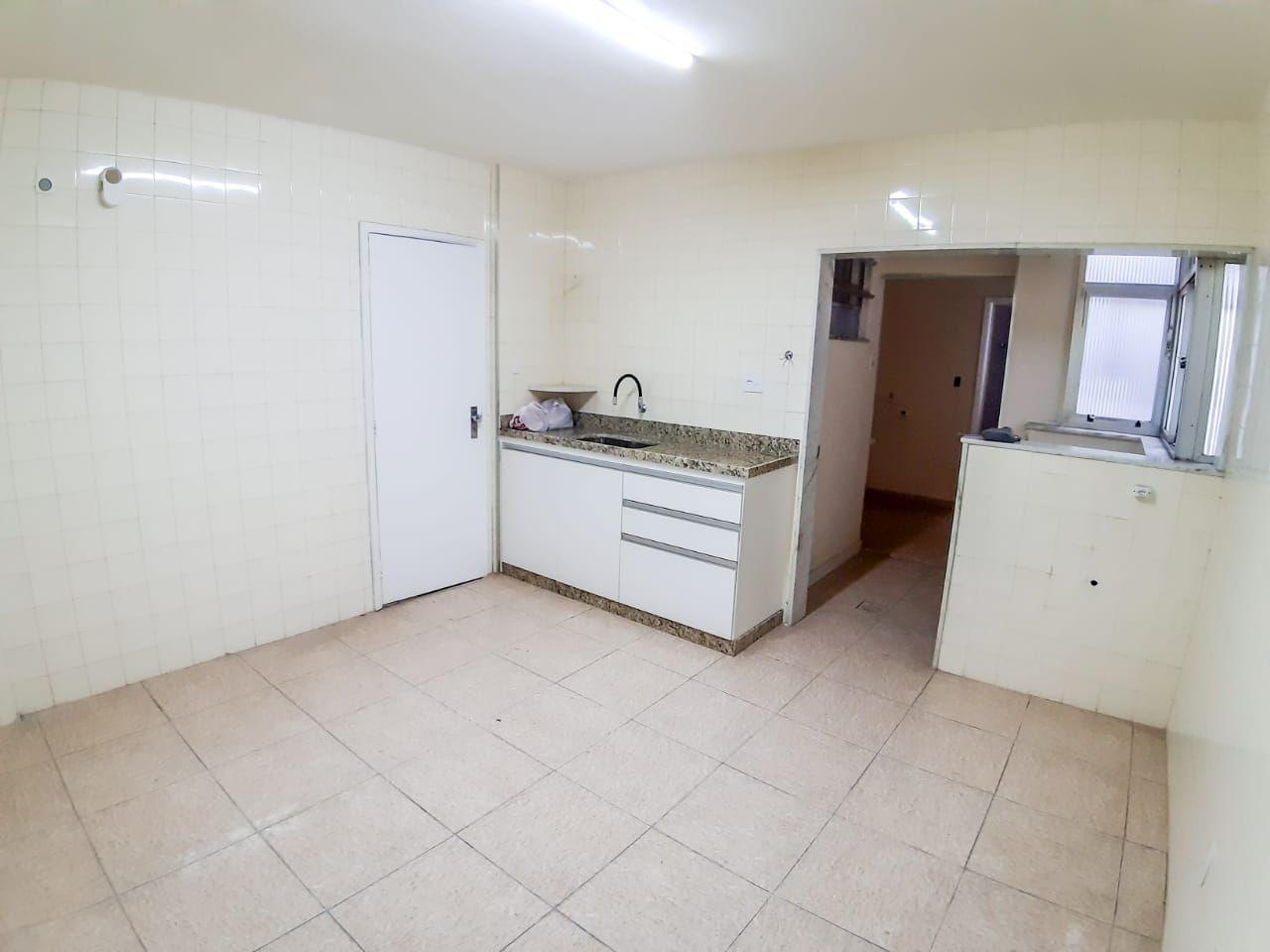 Apartamento à venda com 3 quartos, 122m² - Foto 17