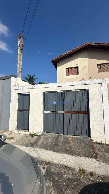 Sobrado para alugar com 3 quartos, 120m² - Foto 2