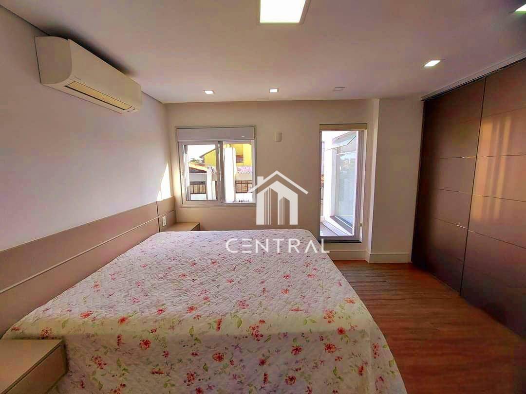 Sobrado à venda com 3 quartos, 240m² - Foto 30