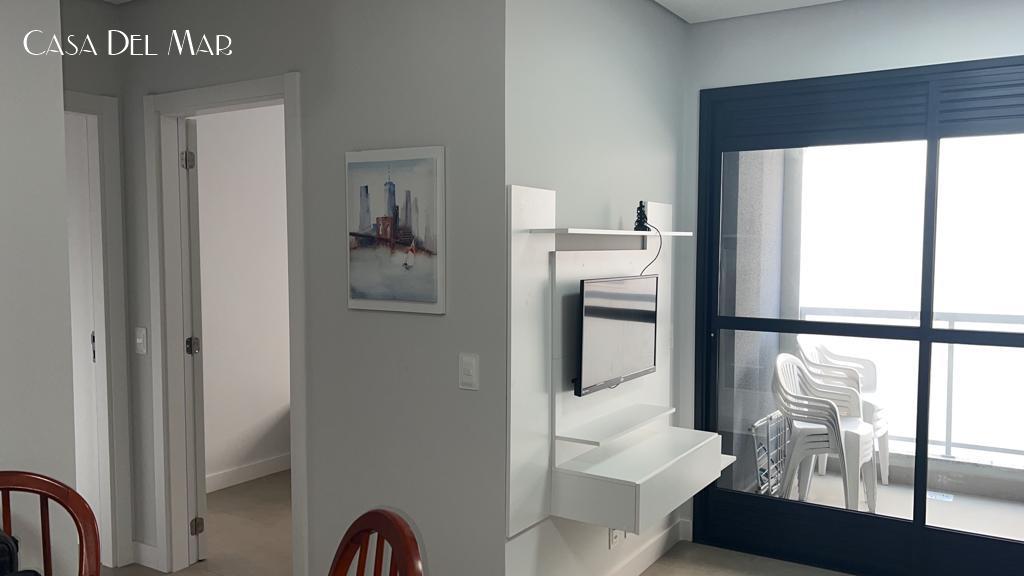 Apartamento à venda com 2 quartos, 64m² - Foto 12