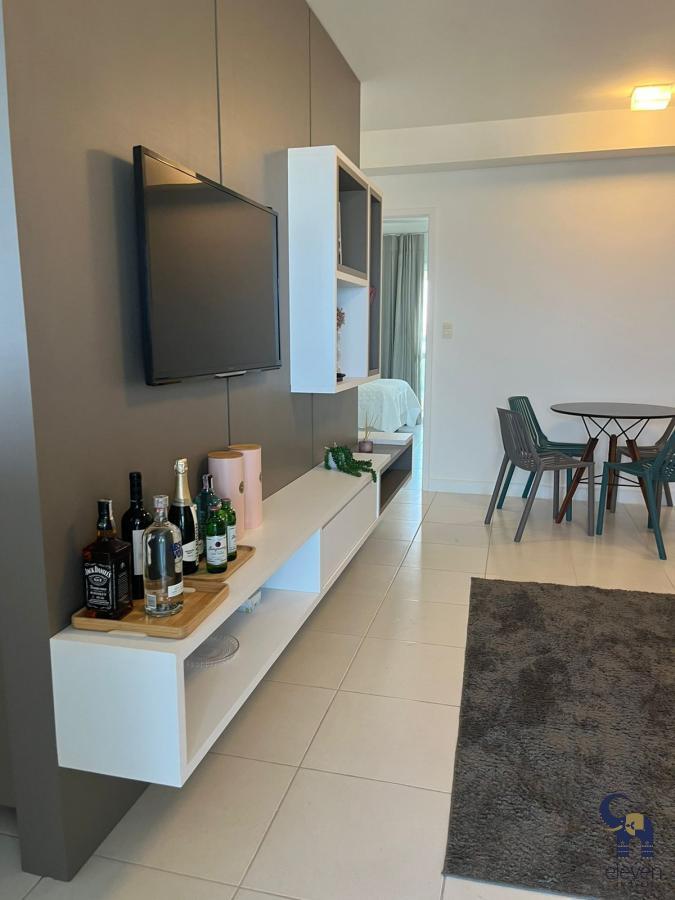 Apartamento à venda com 2 quartos, 85m² - Foto 3