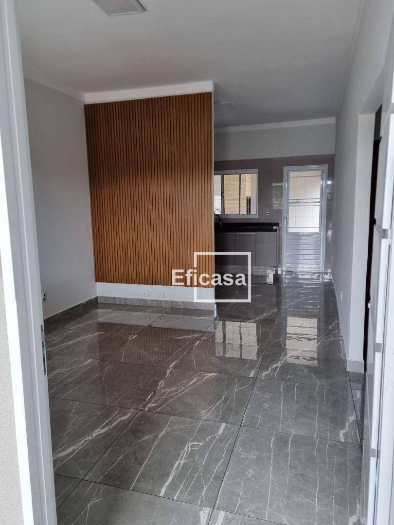 Casa à venda com 3 quartos, 110m² - Foto 7