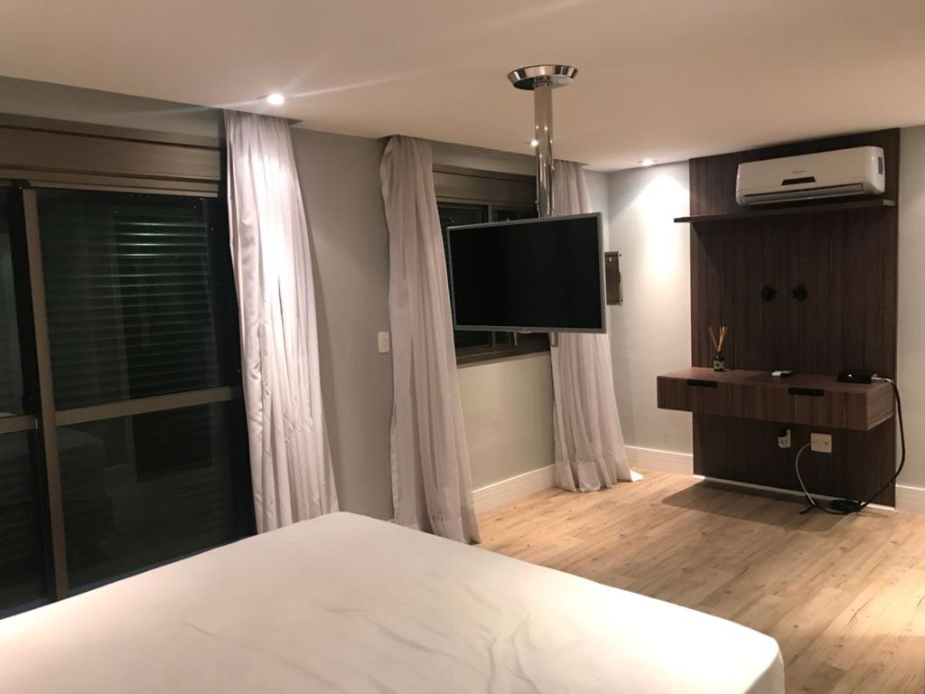 Apartamento à venda com 2 quartos, 100m² - Foto 7