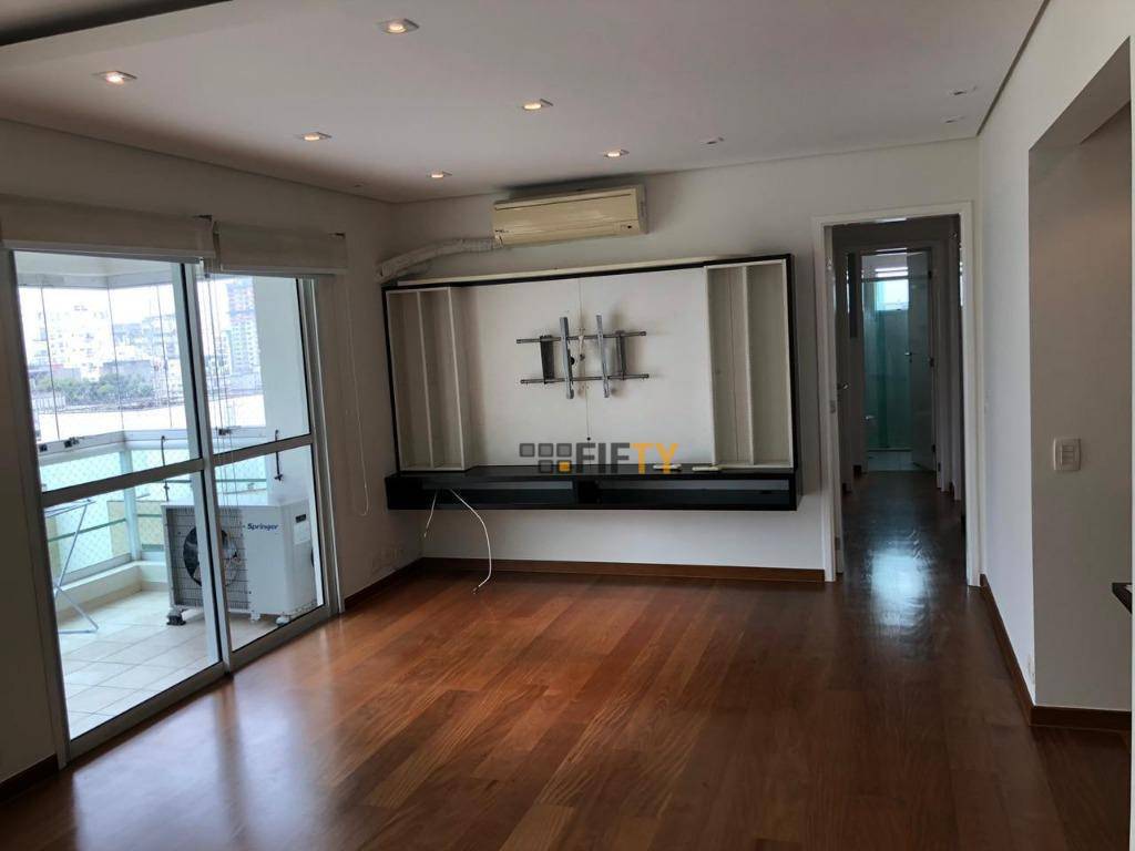 Apartamento para alugar com 3 quartos, 112m² - Foto 6