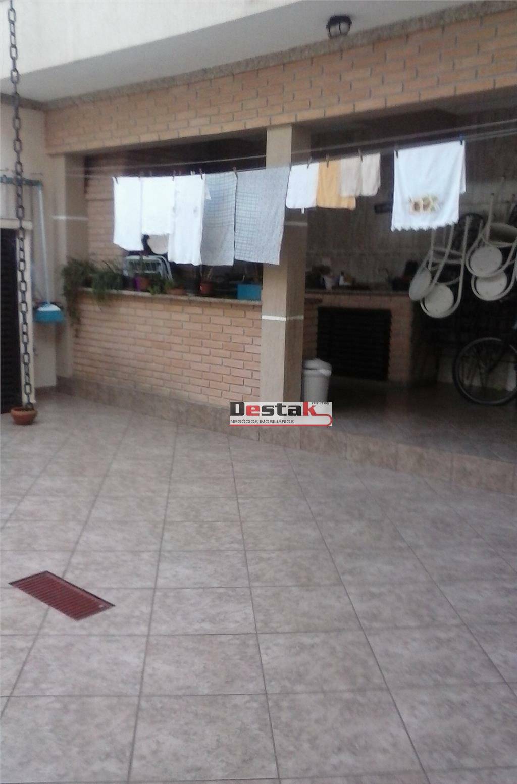 Sobrado à venda com 3 quartos, 200m² - Foto 30