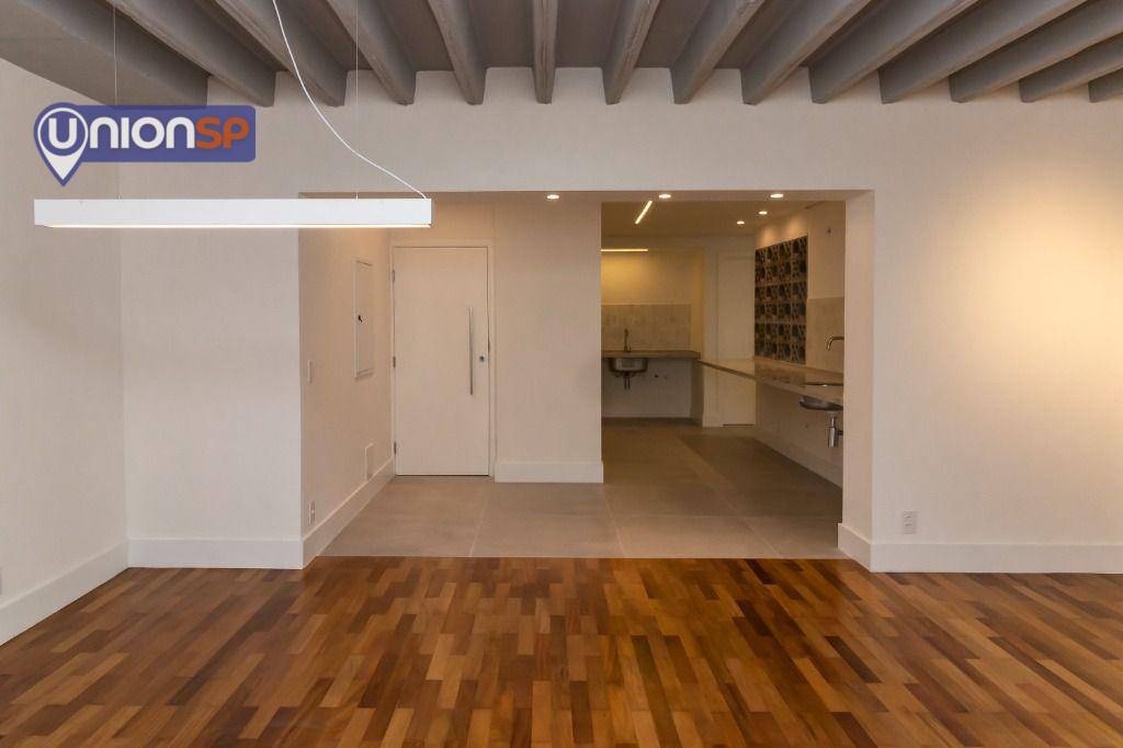 Apartamento à venda com 3 quartos, 149m² - Foto 5