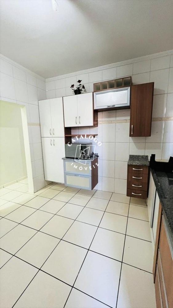 Casa à venda com 3 quartos, 168m² - Foto 4